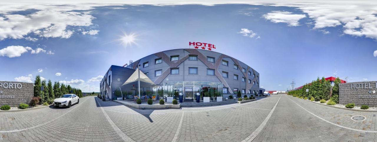 Hotel Porto Radomsko Exterior photo